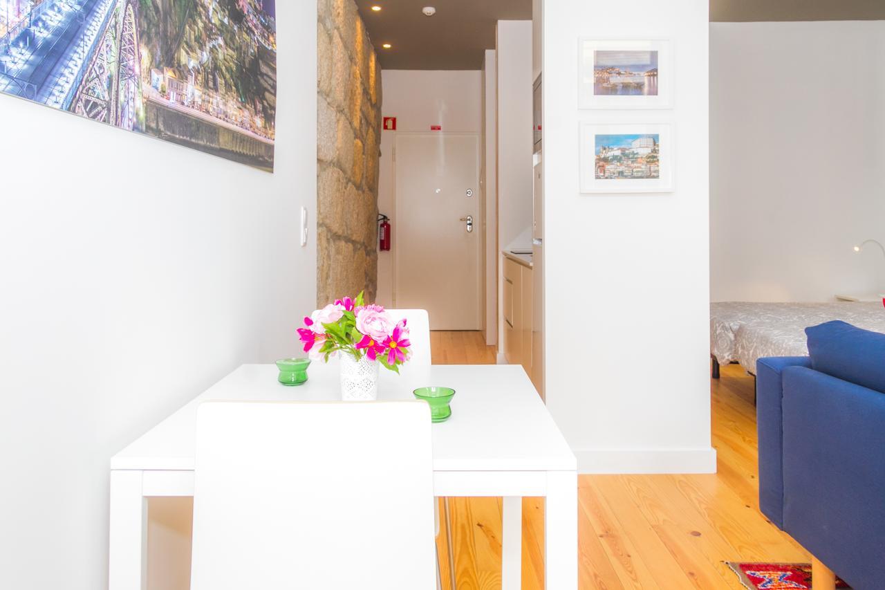 Bright Apartment • Downtown Porto Bagian luar foto