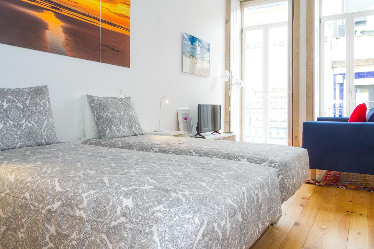 Bright Apartment • Downtown Porto Bagian luar foto